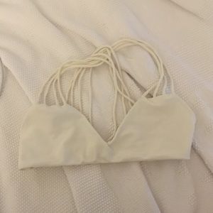 Mikoh banyans top bone